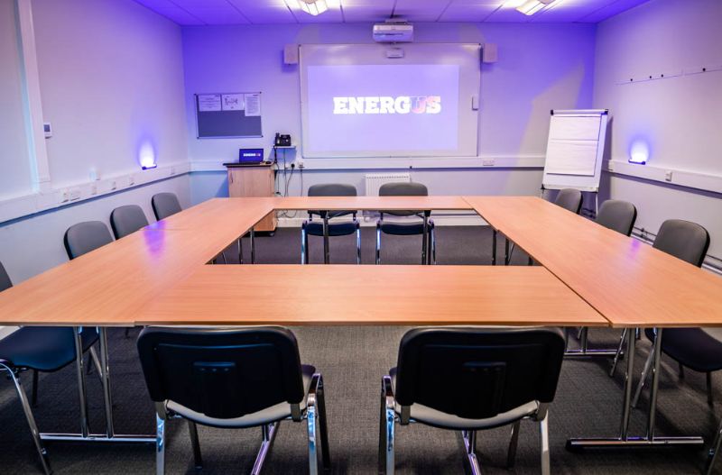 https://energus.co.uk/assets/media/envisageroomboardroomsetup_1.jpeg